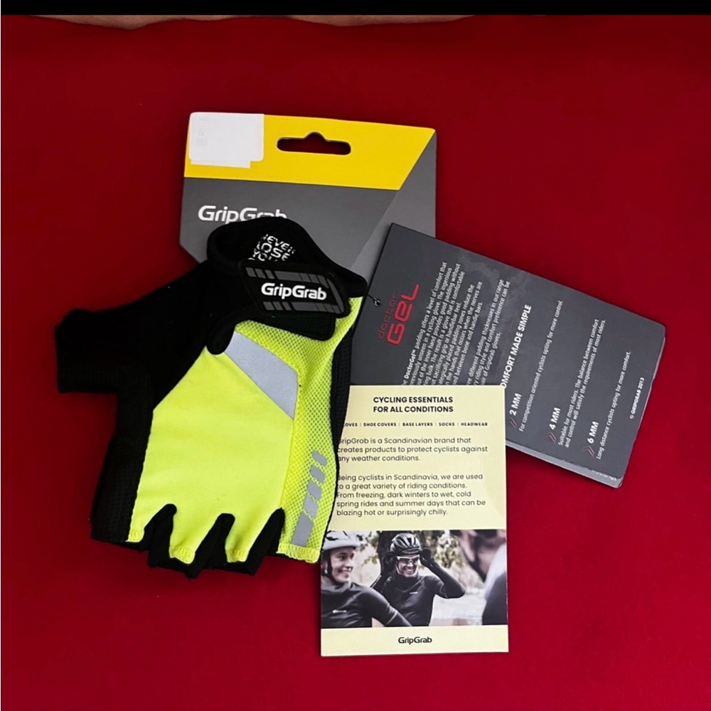 Grip Grab ProGel Padded Anti Slip Short Finger Cycling Gloves